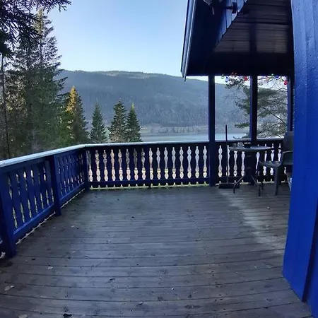 Koselig Blatt Hus - Utsikt Losna